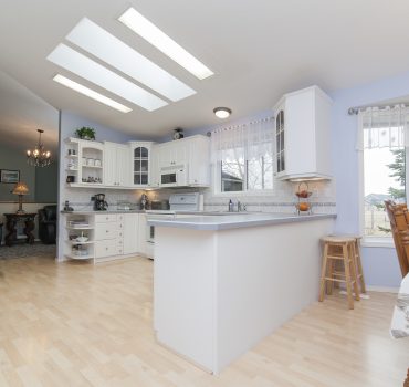 Modern Kitchen Design & Modular Kitchens That Blend Beauty and Function