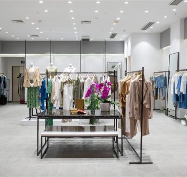 Boutique Interior Design & Retail Decor: Creating Immersive Storefront Experiences